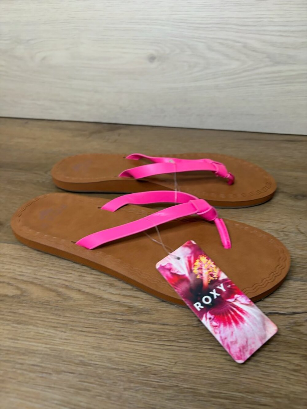 Roxy Luv Me Knot Thong Flip Flops Sandals Women's Hot Pink Size 9 NWT